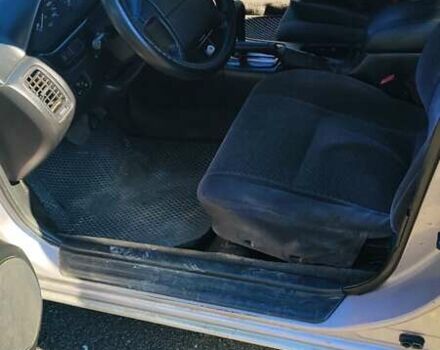 Серый Ниссан Максима, объемом двигателя 2 л и пробегом 400 тыс. км за 2800 $, фото 4 на Automoto.ua