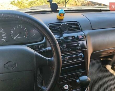 Серый Ниссан Максима, объемом двигателя 2 л и пробегом 400 тыс. км за 2800 $, фото 3 на Automoto.ua