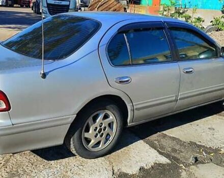 Серый Ниссан Максима, объемом двигателя 2 л и пробегом 400 тыс. км за 2800 $, фото 6 на Automoto.ua