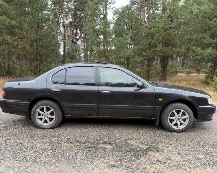 Сірий Ніссан Максіма, об'ємом двигуна 2 л та пробігом 275 тис. км за 2450 $, фото 4 на Automoto.ua