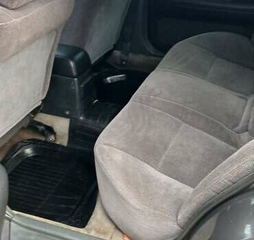 Серый Ниссан Максима, объемом двигателя 3 л и пробегом 300 тыс. км за 2600 $, фото 5 на Automoto.ua