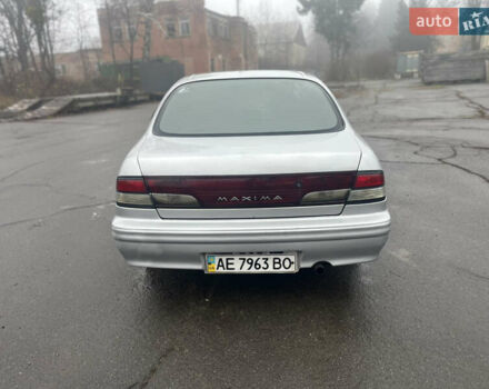 Серый Ниссан Максима, объемом двигателя 3 л и пробегом 480 тыс. км за 1600 $, фото 5 на Automoto.ua