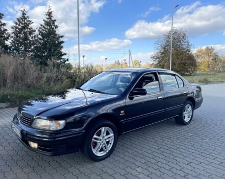 Ніссан Максіма 1997 у Тульчине на Automoto.ua Сірий Ніссан Максіма, об'ємом двигуна 3 л та пробігом 350 тис. км за 3100 $, фото 2 на Automoto.ua