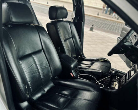 Серый Ниссан Максима, объемом двигателя 2.99 л и пробегом 330 тыс. км за 2200 $, фото 6 на Automoto.ua