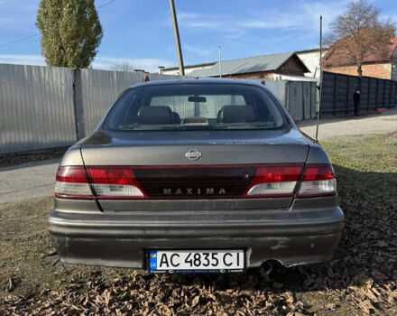 Серый Ниссан Максима, объемом двигателя 2.99 л и пробегом 444 тыс. км за 1650 $, фото 5 на Automoto.ua