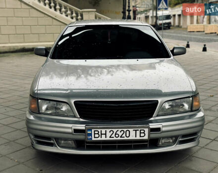 Серый Ниссан Максима, объемом двигателя 3 л и пробегом 300 тыс. км за 2200 $, фото 1 на Automoto.ua