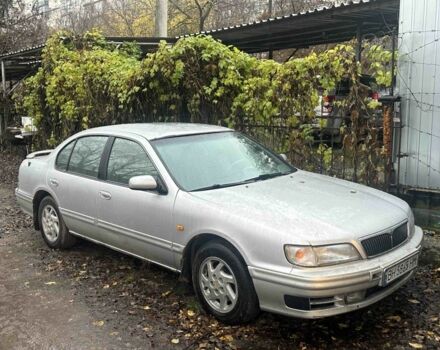 Серый Ниссан Максима, объемом двигателя 2 л и пробегом 280 тыс. км за 2500 $, фото 1 на Automoto.ua