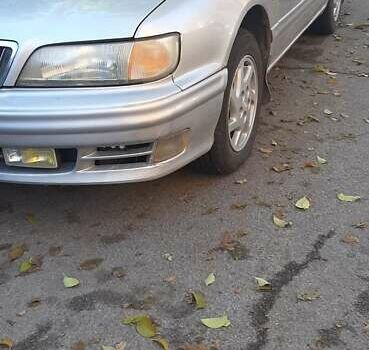 Сірий Ніссан Максіма, об'ємом двигуна 3 л та пробігом 240 тис. км за 2970 $, фото 1 на Automoto.ua