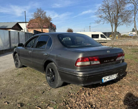 Серый Ниссан Максима, объемом двигателя 2.99 л и пробегом 444 тыс. км за 1650 $, фото 2 на Automoto.ua