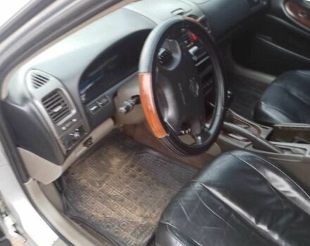 Серый Ниссан Максима, объемом двигателя 2 л и пробегом 328 тыс. км за 2000 $, фото 7 на Automoto.ua