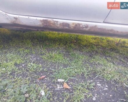 Ниссан Максима 2000 в Кривом Роге на Automoto.ua Серый Ниссан Максима, объемом двигателя 2 л и пробегом 480 тыс. км за 2100 $, фото 9 на Automoto.ua