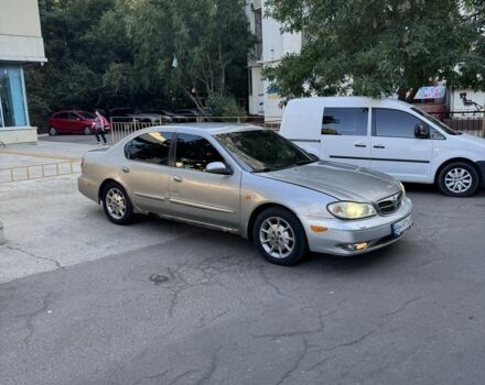 Серый Ниссан Максима, объемом двигателя 3 л и пробегом 310 тыс. км за 2000 $, фото 3 на Automoto.ua