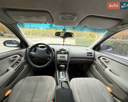 Ниссан Максима 2000 в Никополе на Automoto.ua Серый Ниссан Максима, объемом двигателя 2 л и пробегом 380 тыс. км за 3600 $, фото 10 на Automoto.ua