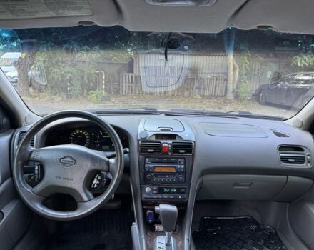 Серый Ниссан Максима, объемом двигателя 3 л и пробегом 310 тыс. км за 2000 $, фото 6 на Automoto.ua