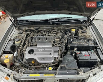 Серый Ниссан Максима, объемом двигателя 3 л и пробегом 264 тыс. км за 2999 $, фото 8 на Automoto.ua