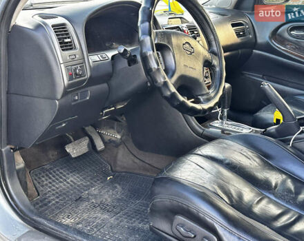 Серый Ниссан Максима, объемом двигателя 3 л и пробегом 390 тыс. км за 2000 $, фото 8 на Automoto.ua