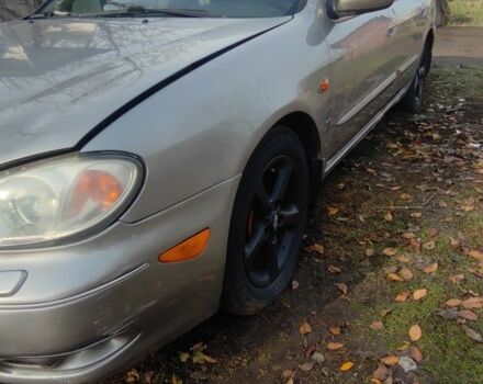 Сірий Ніссан Максіма, об'ємом двигуна 3 л та пробігом 278 тис. км за 2000 $, фото 1 на Automoto.ua