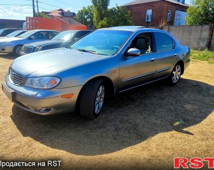 Серый Ниссан Максима, объемом двигателя 2 л и пробегом 400 тыс. км за 4500 $, фото 1 на Automoto.ua