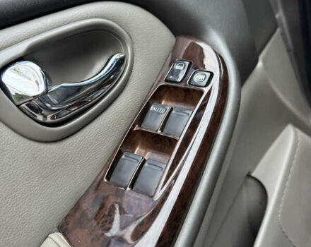 Серый Ниссан Максима, объемом двигателя 2 л и пробегом 285 тыс. км за 2350 $, фото 24 на Automoto.ua