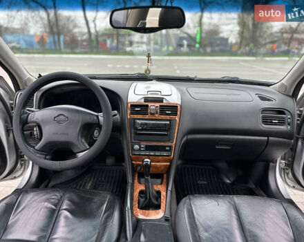 Серый Ниссан Максима, объемом двигателя 2 л и пробегом 286 тыс. км за 4999 $, фото 4 на Automoto.ua