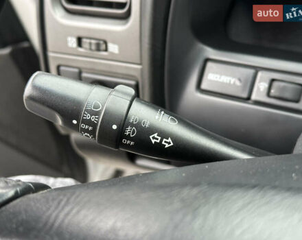 Серый Ниссан Максима, объемом двигателя 2 л и пробегом 286 тыс. км за 4999 $, фото 41 на Automoto.ua