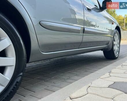 Сірий Ніссан Максіма, об'ємом двигуна 2 л та пробігом 62 тис. км за 6850 $, фото 57 на Automoto.ua