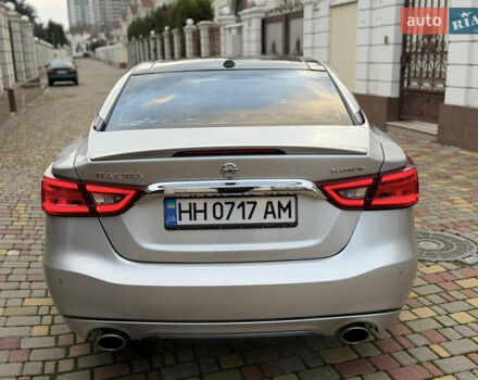 Серый Ниссан Максима, объемом двигателя 3.5 л и пробегом 120 тыс. км за 12900 $, фото 7 на Automoto.ua