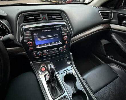 Серый Ниссан Максима, объемом двигателя 3.5 л и пробегом 120 тыс. км за 12900 $, фото 12 на Automoto.ua