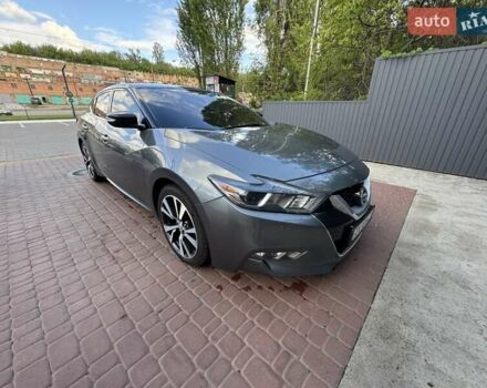 Серый Ниссан Максима, объемом двигателя 3.5 л и пробегом 126 тыс. км за 17900 $, фото 1 на Automoto.ua