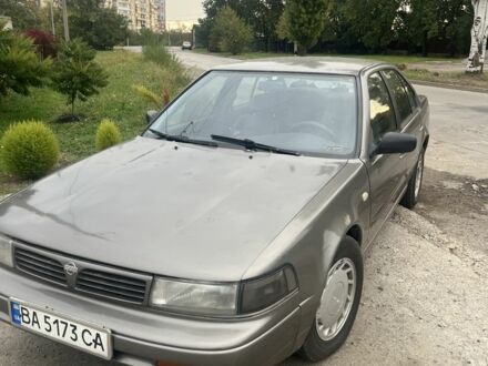Серый Ниссан Максима, объемом двигателя 3 л и пробегом 350 тыс. км за 1500 $, фото 1 на Automoto.ua