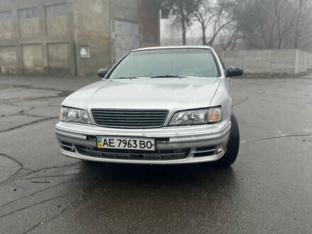 Серый Ниссан Максима, объемом двигателя 3 л и пробегом 480 тыс. км за 1600 $, фото 1 на Automoto.ua