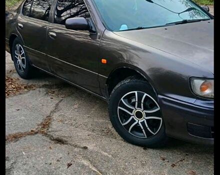 Серый Ниссан Максима, объемом двигателя 3 л и пробегом 250 тыс. км за 2500 $, фото 1 на Automoto.ua