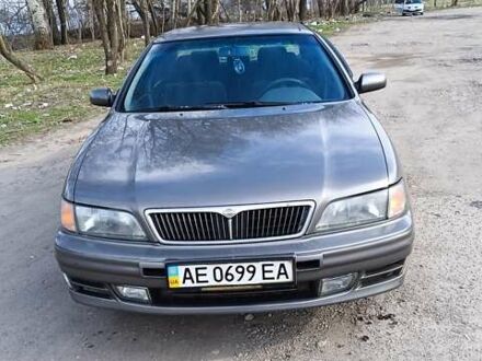 Ниссан Максима 1998 в Днепре (Днепропетровске) на Automoto.ua Серый Ниссан Максима, объемом двигателя 2.99 л и пробегом 400 тыс. км за 2500 $, фото 1 на Automoto.ua