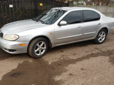 Серый Ниссан Максима, объемом двигателя 2 л и пробегом 328 тыс. км за 2000 $, фото 1 на Automoto.ua