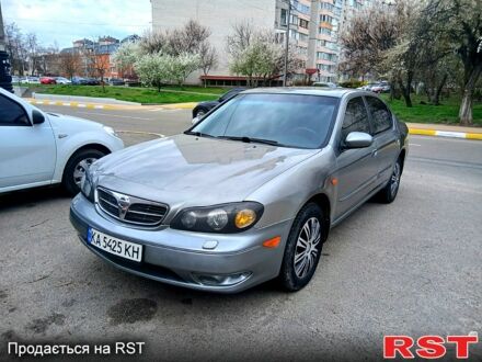 Ниссан Максима 2002 в Буче на Automoto.ua Серый Ниссан Максима, объемом двигателя 2 л и пробегом 197 тыс. км за 3900 $, фото 1 на Automoto.ua