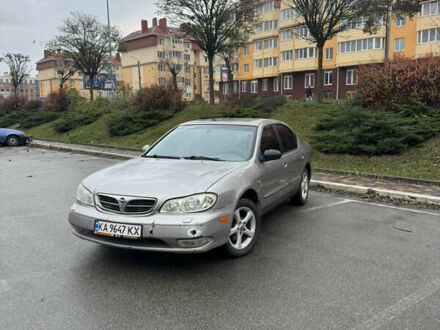 Серый Ниссан Максима, объемом двигателя 2 л и пробегом 285 тыс. км за 2350 $, фото 1 на Automoto.ua