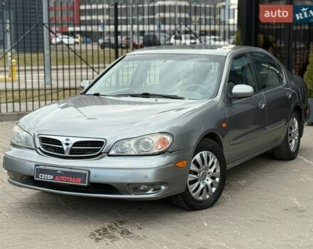 Сірий Ніссан Максіма, об'ємом двигуна 2 л та пробігом 300 тис. км за 3000 $, фото 1 на Automoto.ua