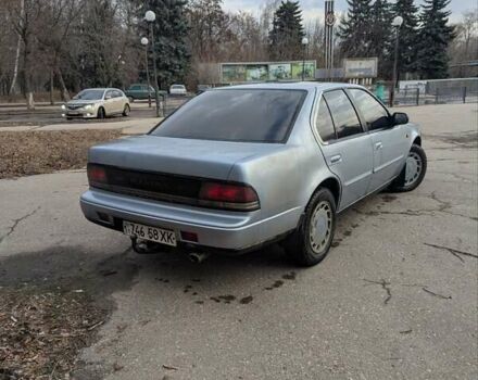 Синий Ниссан Максима, объемом двигателя 3 л и пробегом 302 тыс. км за 2100 $, фото 4 на Automoto.ua
