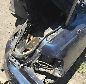 Синий Ниссан Максима, объемом двигателя 2 л и пробегом 400 тыс. км за 800 $, фото 1 на Automoto.ua