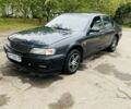 Синий Ниссан Максима, объемом двигателя 2 л и пробегом 400 тыс. км за 2000 $, фото 1 на Automoto.ua