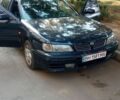 Синий Ниссан Максима, объемом двигателя 2 л и пробегом 300 тыс. км за 2200 $, фото 1 на Automoto.ua