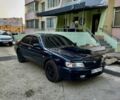 Синий Ниссан Максима, объемом двигателя 3 л и пробегом 300 тыс. км за 2400 $, фото 1 на Automoto.ua