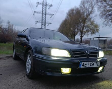 Синий Ниссан Максима, объемом двигателя 3 л и пробегом 359 тыс. км за 2300 $, фото 1 на Automoto.ua