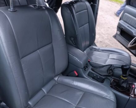 Синий Ниссан Максима, объемом двигателя 3 л и пробегом 359 тыс. км за 2300 $, фото 9 на Automoto.ua