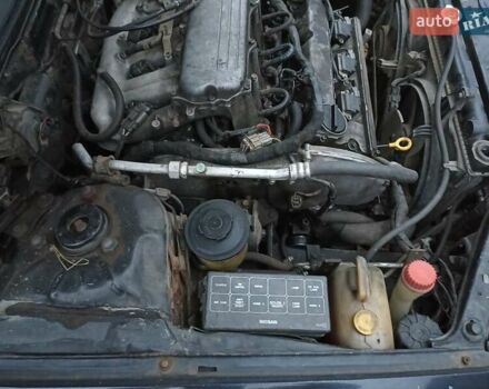 Синий Ниссан Максима, объемом двигателя 2.99 л и пробегом 500 тыс. км за 1300 $, фото 17 на Automoto.ua