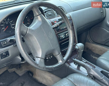 Синий Ниссан Максима, объемом двигателя 2.99 л и пробегом 250 тыс. км за 2200 $, фото 4 на Automoto.ua