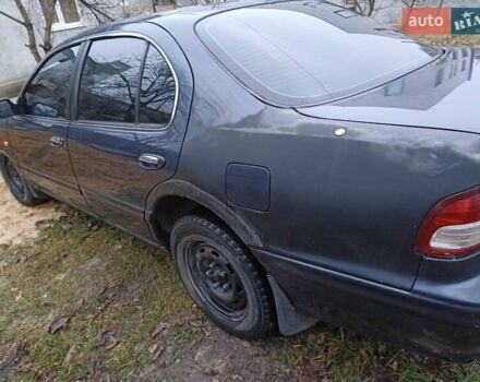 Синий Ниссан Максима, объемом двигателя 2.99 л и пробегом 500 тыс. км за 1300 $, фото 5 на Automoto.ua