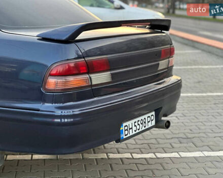 Синий Ниссан Максима, объемом двигателя 2 л и пробегом 350 тыс. км за 2100 $, фото 3 на Automoto.ua