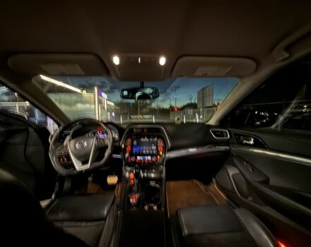Синий Ниссан Максима, объемом двигателя 3.5 л и пробегом 183 тыс. км за 12800 $, фото 12 на Automoto.ua