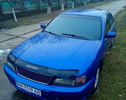 Синий Ниссан Максима, объемом двигателя 2 л и пробегом 370 тыс. км за 2200 $, фото 1 на Automoto.ua